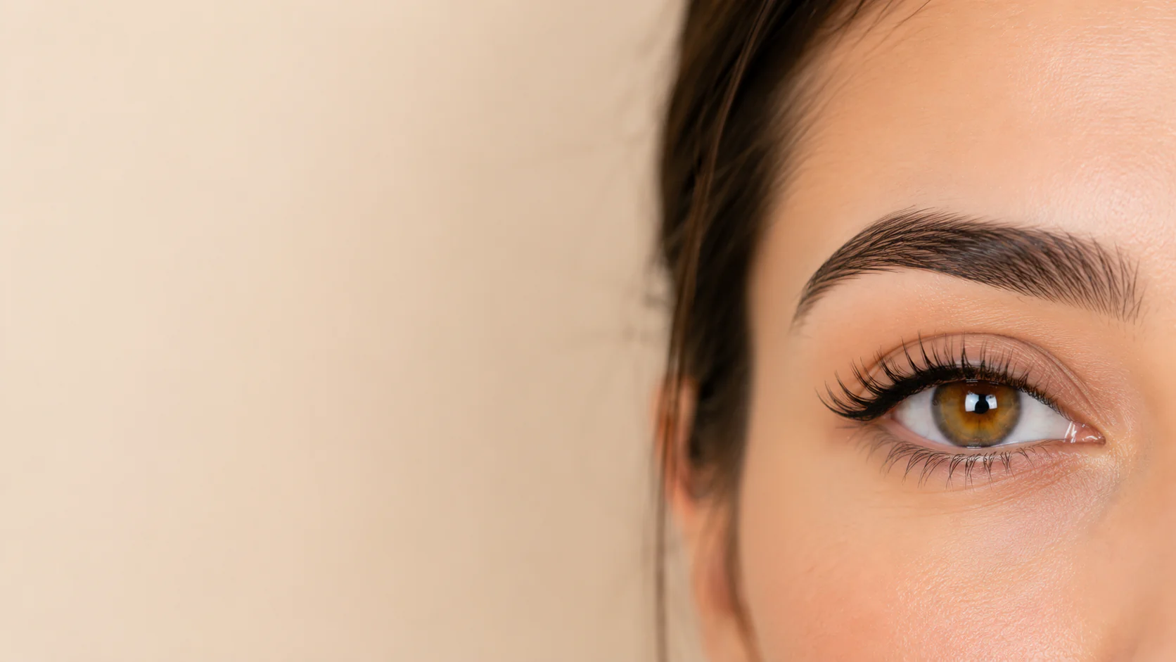 Classic Eyelash Extension in Montreal
